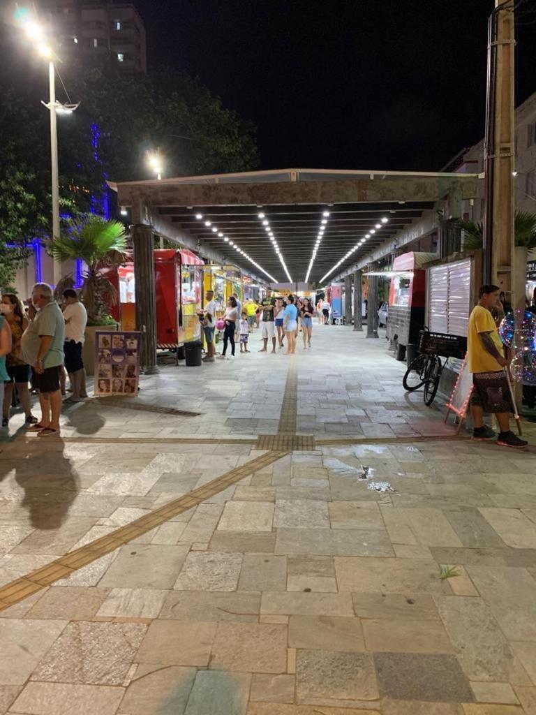 Apartamento Frente Ao Mar Com Varanda E Piscina 大普拉亚 外观 照片