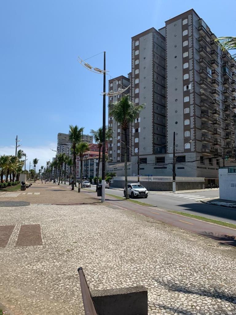 Apartamento Frente Ao Mar Com Varanda E Piscina 大普拉亚 外观 照片
